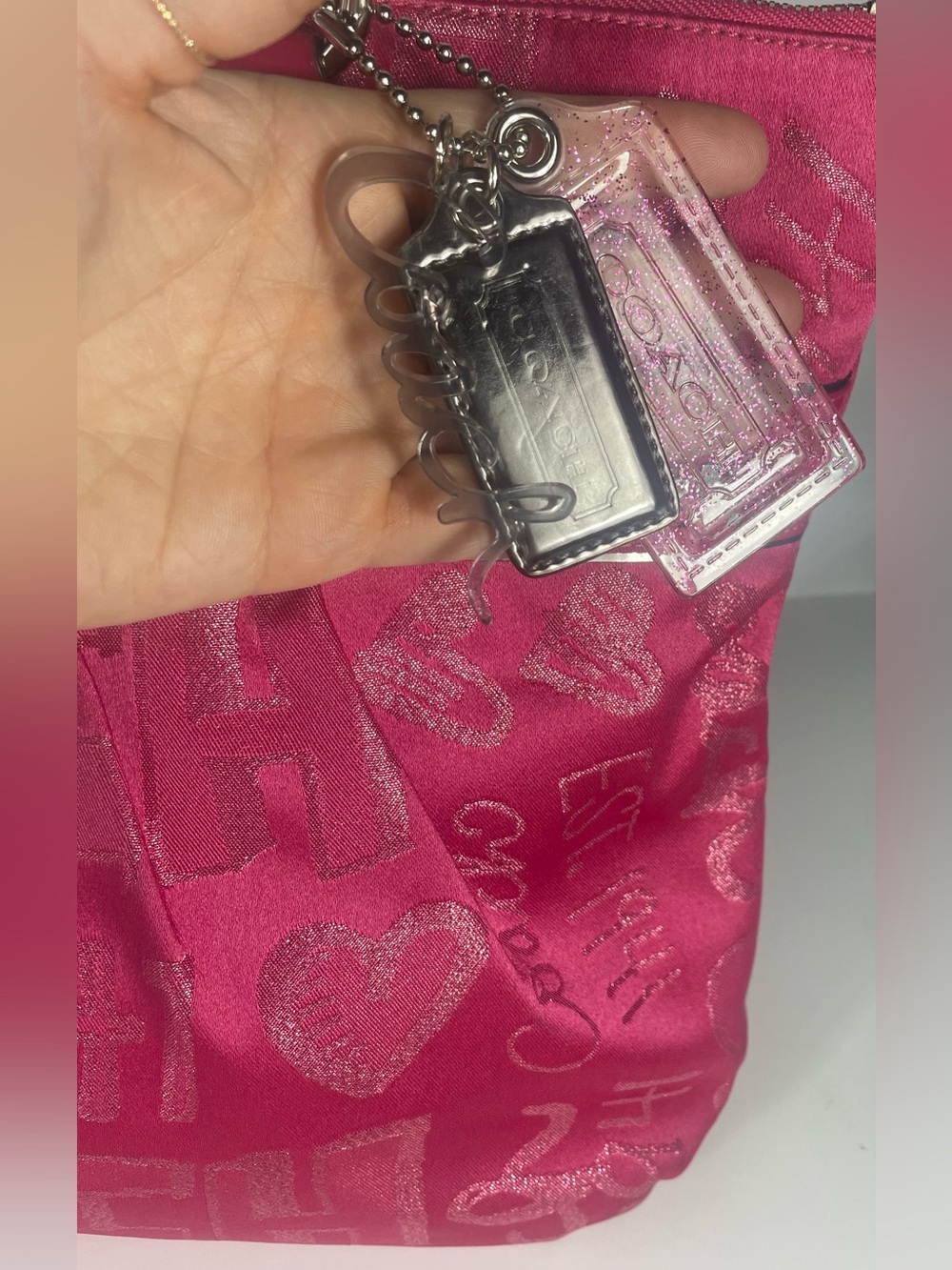 Coach Poppy Storypatch Glam Tote Limited Edition- Full inclusion - Picture 8 of 11
